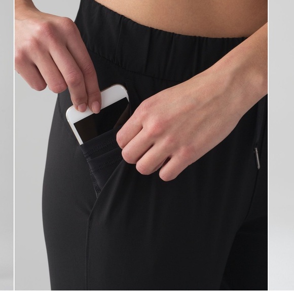 Lululemon On The Fly Pant Black - Picture 4 of 10